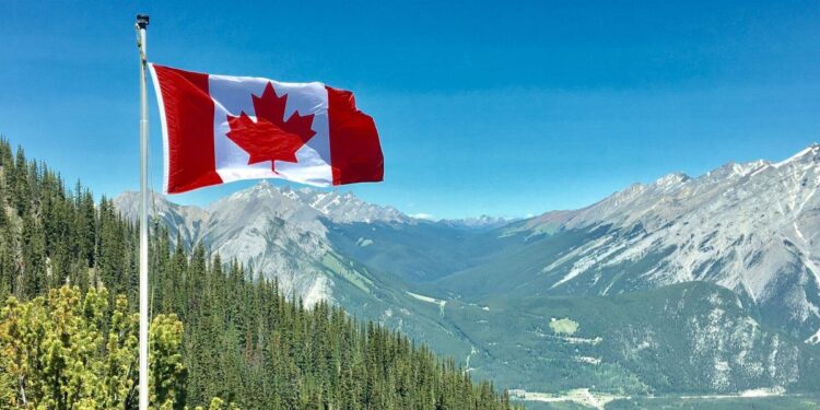 Top 9 Destinations You Must Visit in Canada